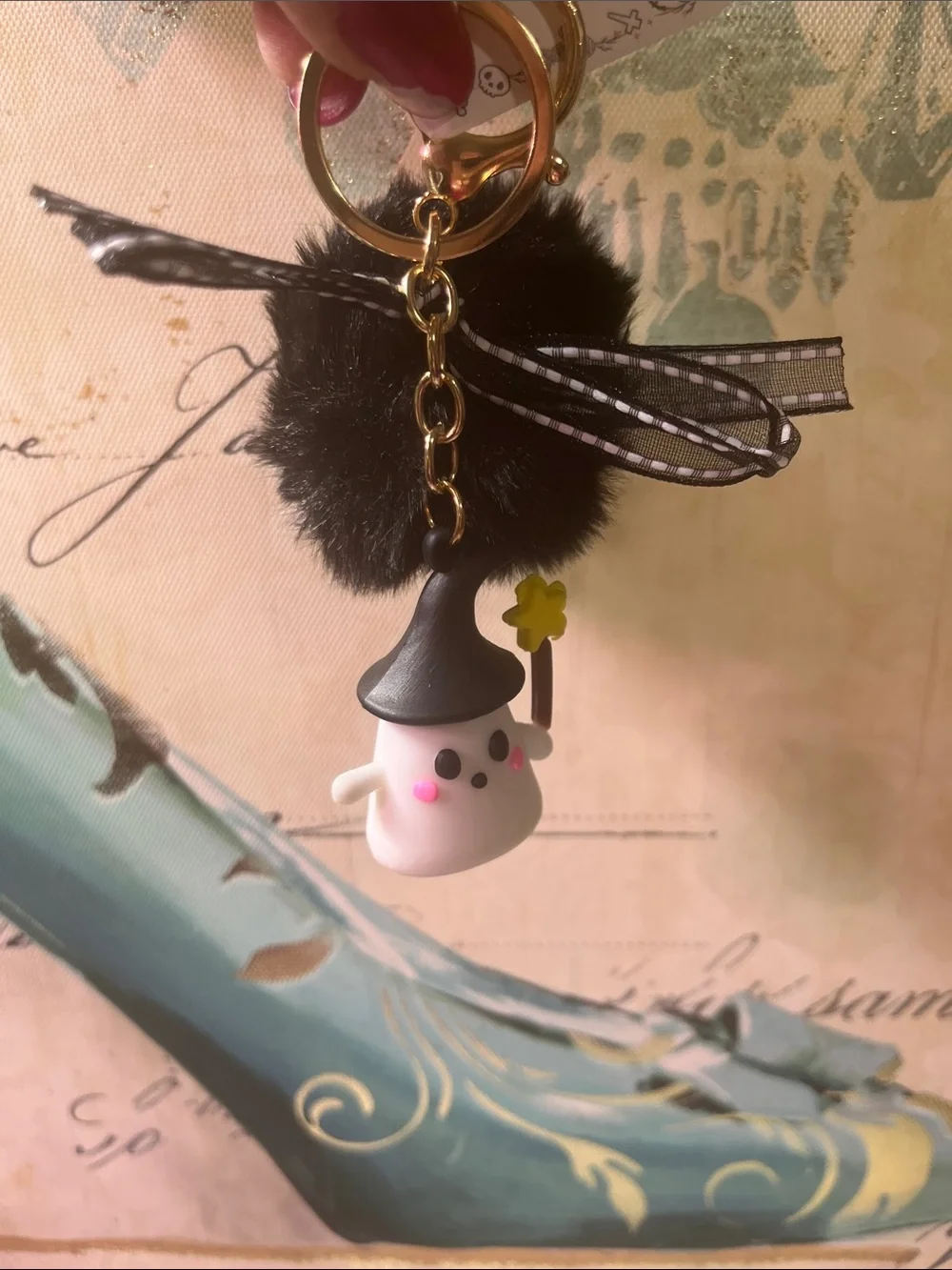 Black Pom Pom & Ghost Keychain